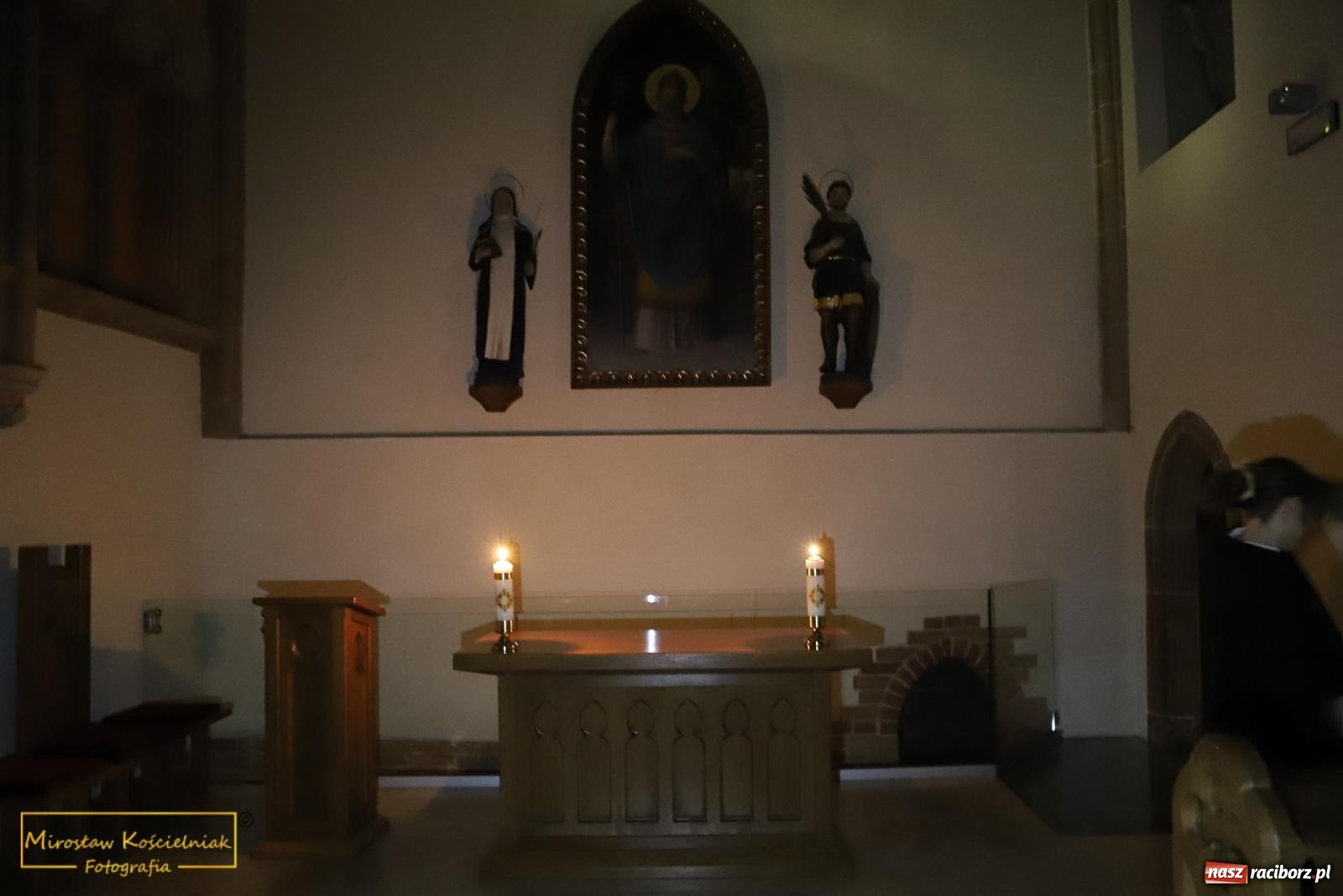 Zdjęcie w galerii na portalu naszraciborz.pl: Raciborzanie lubią zwiedzać zamek nocą [FOTO] wiadomości z regionu