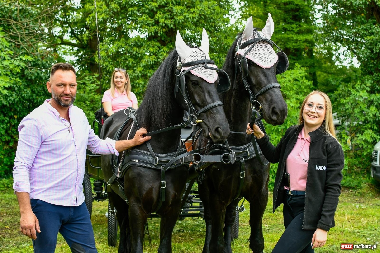 Zdjęcie w galerii na portalu naszraciborz.pl: Procesja konna w Łubowicach. Dopisała pogoda i jeźdźcy [FOTO i WIDEO] wiadomości z regionu