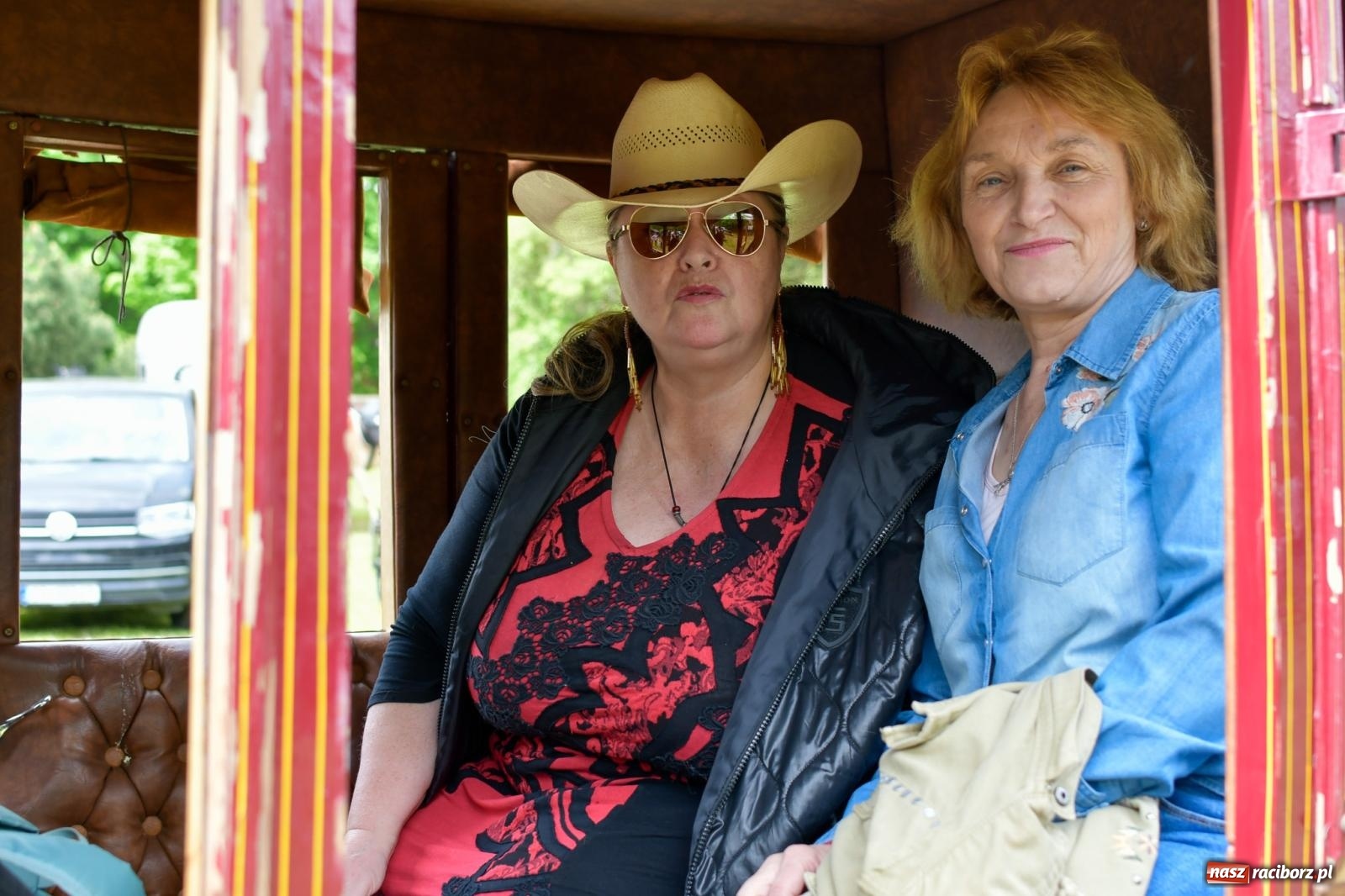 Zdjęcie w galerii na portalu naszraciborz.pl: Procesja konna w Łubowicach. Dopisała pogoda i jeźdźcy [FOTO i WIDEO] wiadomości z regionu