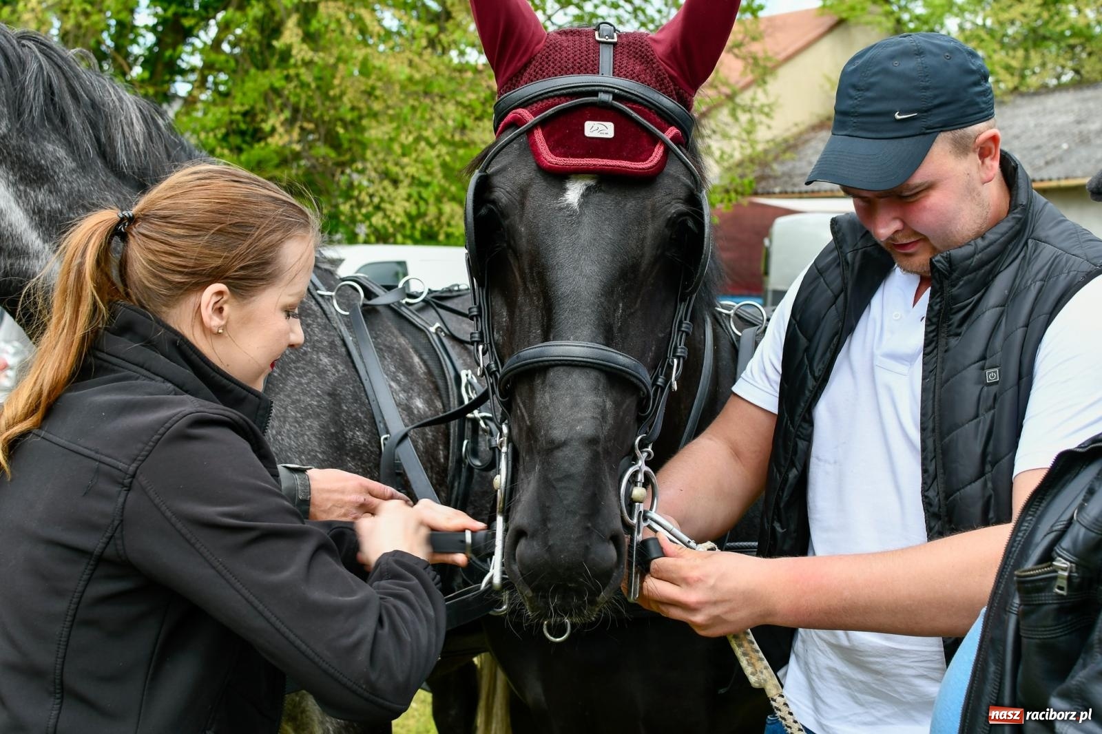 Zdjęcie w galerii na portalu naszraciborz.pl: Procesja konna w Łubowicach. Dopisała pogoda i jeźdźcy [FOTO i WIDEO] wiadomości z regionu