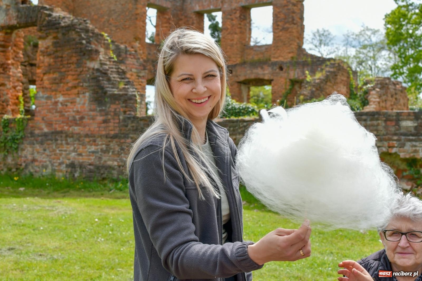 Zdjęcie w galerii na portalu naszraciborz.pl: Procesja konna w Łubowicach. Dopisała pogoda i jeźdźcy [FOTO i WIDEO] wiadomości z regionu