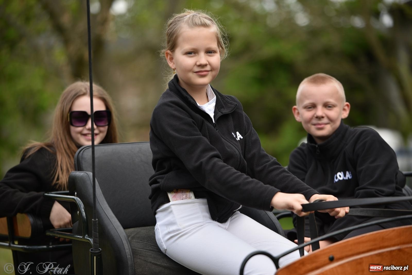 Zdjęcie w galerii na portalu naszraciborz.pl: Łubowicka procesja konna na bis! [FOTO i WIDEO] wiadomości z regionu