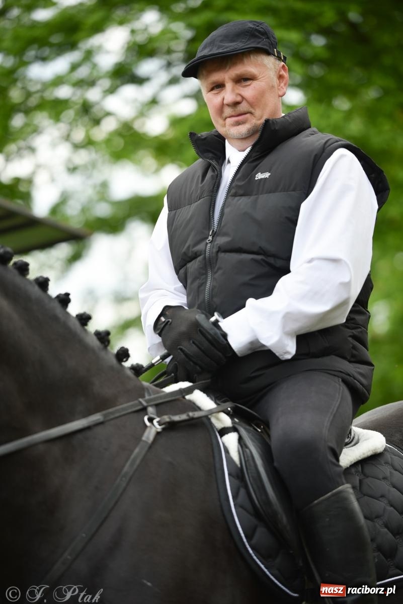 Zdjęcie w galerii na portalu naszraciborz.pl: Łubowicka procesja konna na bis! [FOTO i WIDEO] wiadomości z regionu