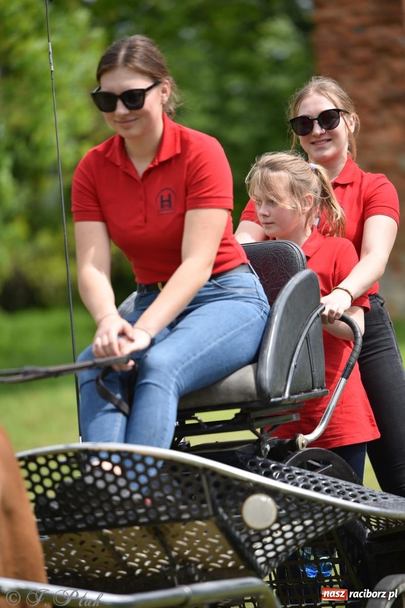 Zdjęcie w galerii na portalu naszraciborz.pl: Łubowicka procesja konna na bis! [FOTO i WIDEO] wiadomości z regionu
