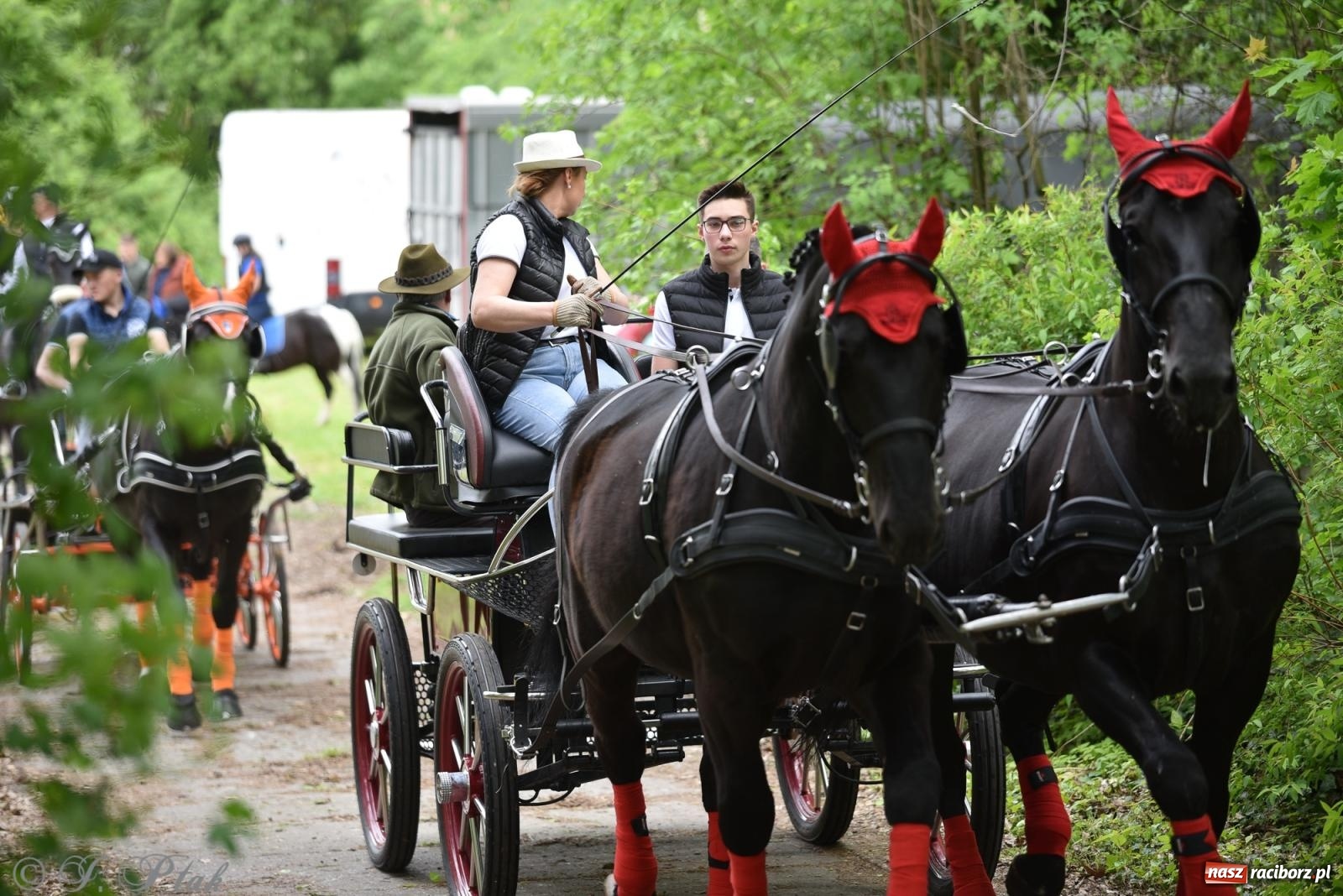 Zdjęcie w galerii na portalu naszraciborz.pl: Łubowicka procesja konna na bis! [FOTO i WIDEO] wiadomości z regionu