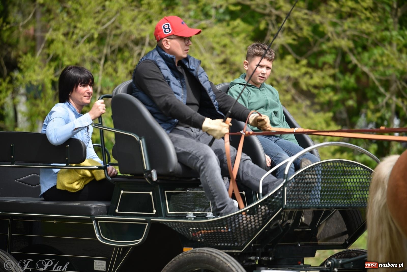 Zdjęcie w galerii na portalu naszraciborz.pl: Łubowicka procesja konna na bis! [FOTO i WIDEO] wiadomości z regionu