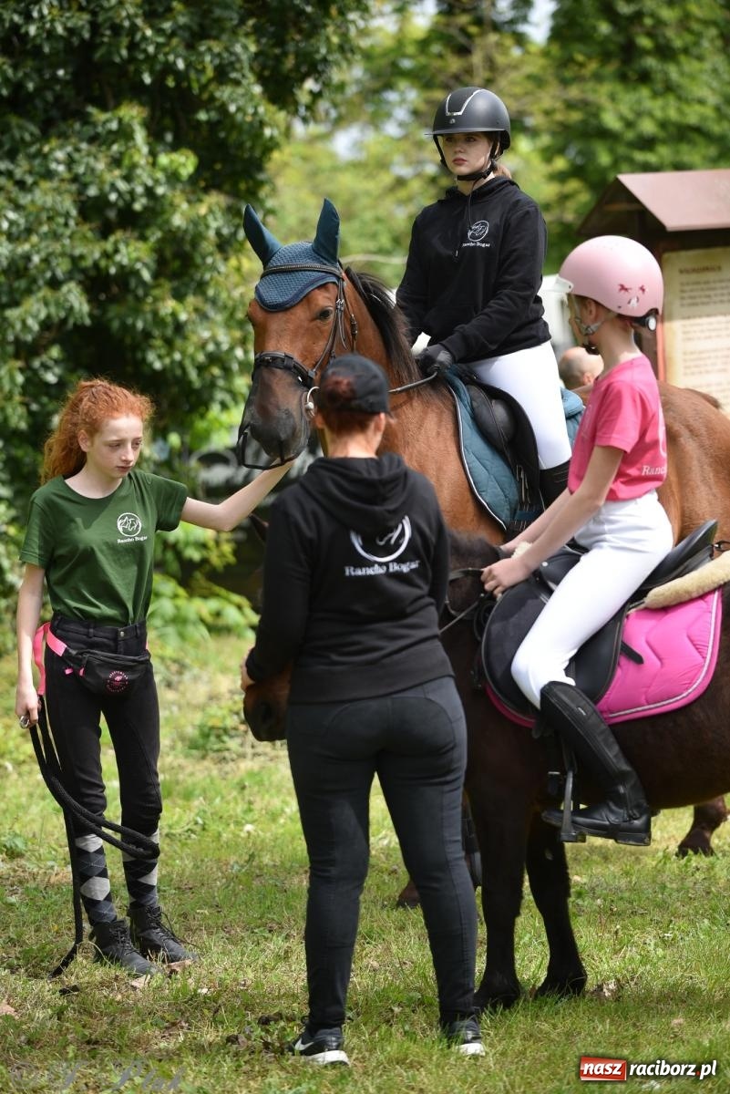 Zdjęcie w galerii na portalu naszraciborz.pl: Łubowicka procesja konna na bis! [FOTO i WIDEO] wiadomości z regionu
