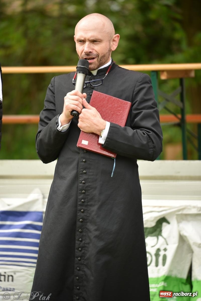 Zdjęcie w galerii na portalu naszraciborz.pl: Łubowicka procesja konna na bis! [FOTO i WIDEO] wiadomości z regionu