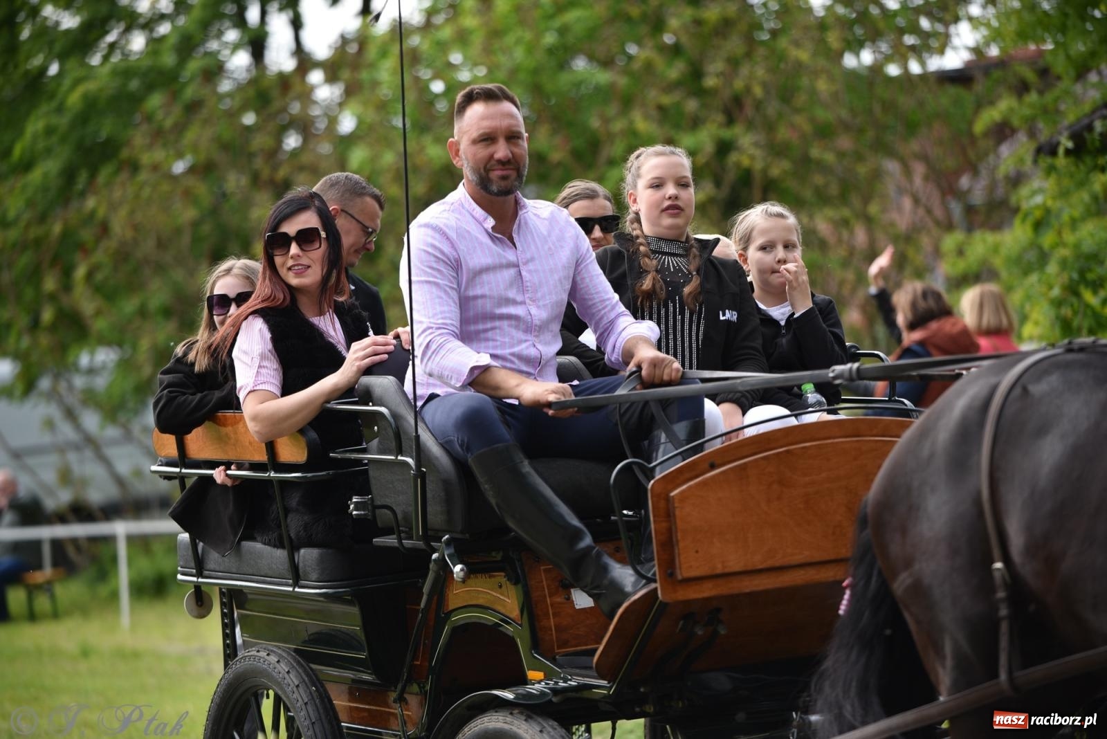 Zdjęcie w galerii na portalu naszraciborz.pl: Łubowicka procesja konna na bis! [FOTO i WIDEO] wiadomości z regionu