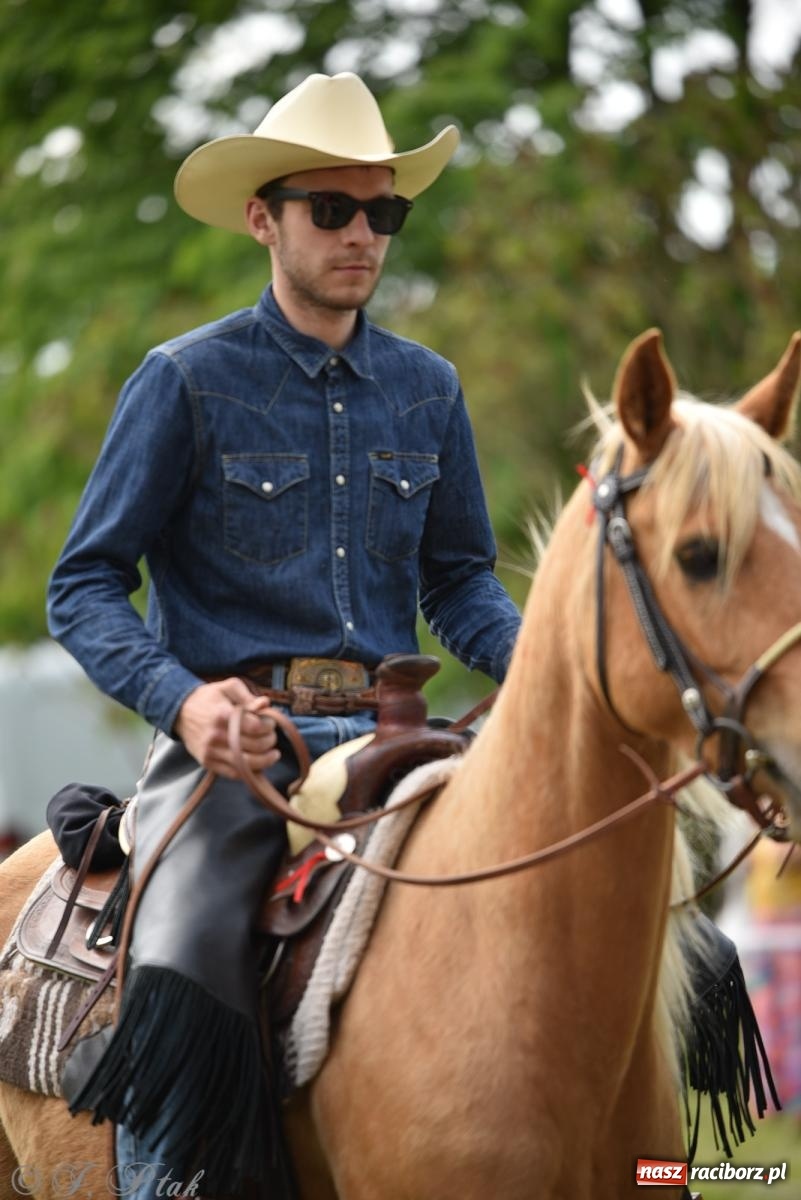 Zdjęcie w galerii na portalu naszraciborz.pl: Łubowicka procesja konna na bis! [FOTO i WIDEO] wiadomości z regionu