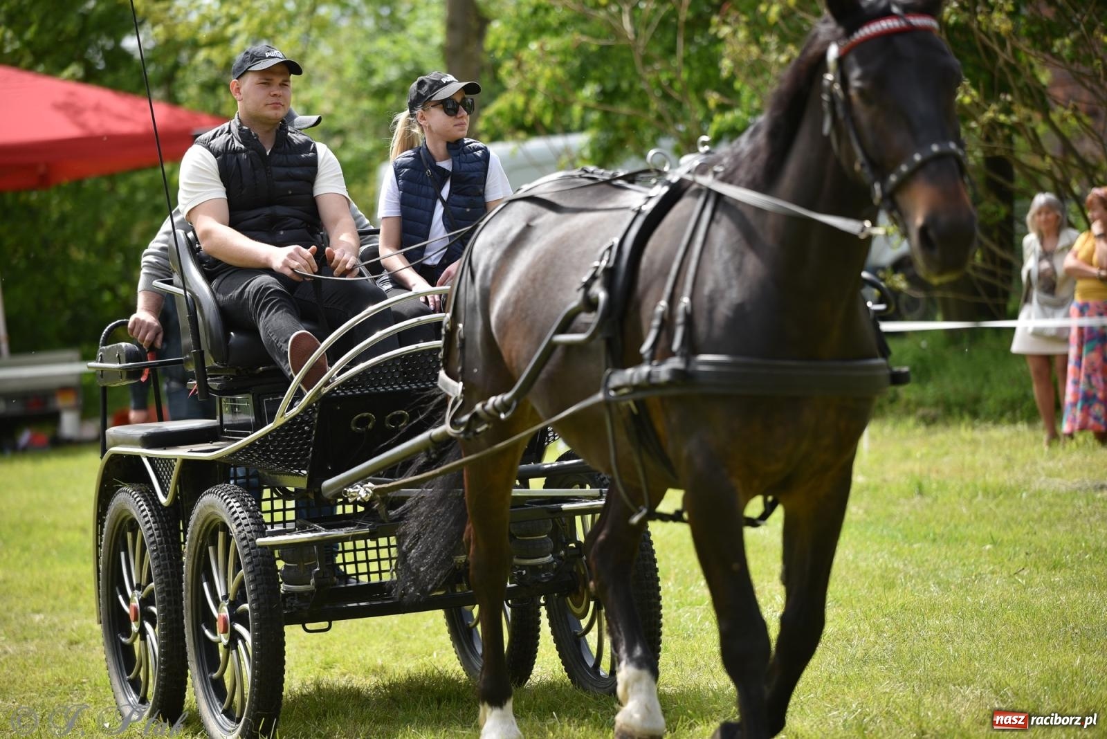 Zdjęcie w galerii na portalu naszraciborz.pl: Łubowicka procesja konna na bis! [FOTO i WIDEO] wiadomości z regionu
