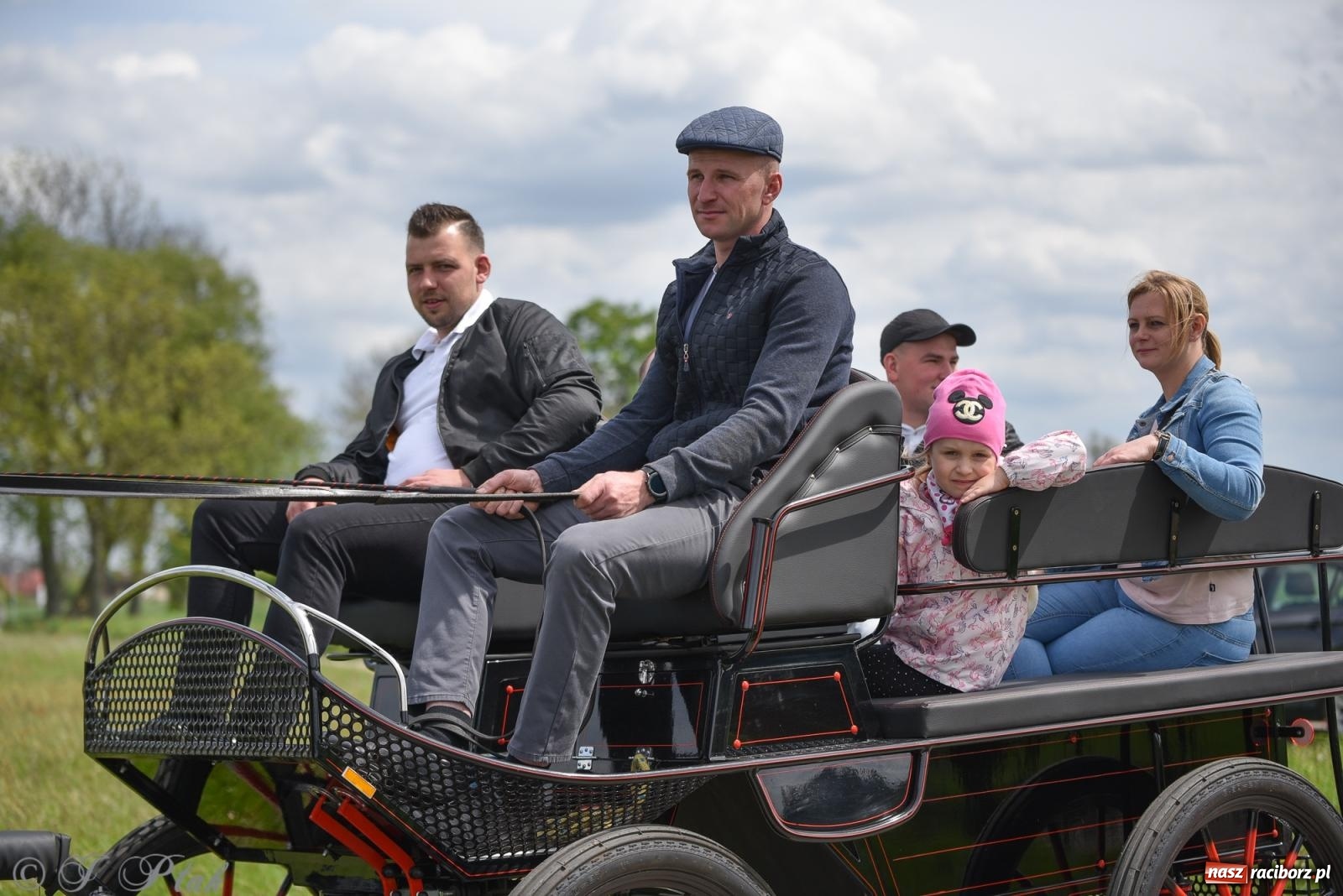 Zdjęcie w galerii na portalu naszraciborz.pl: Łubowicka procesja konna na bis! [FOTO i WIDEO] wiadomości z regionu
