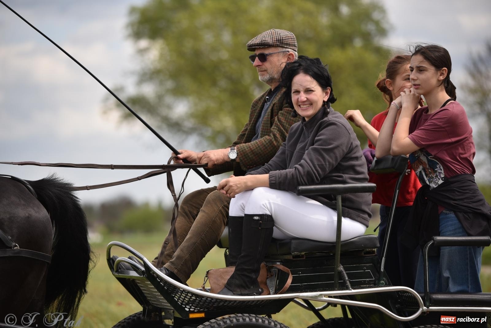 Zdjęcie w galerii na portalu naszraciborz.pl: Łubowicka procesja konna na bis! [FOTO i WIDEO] wiadomości z regionu