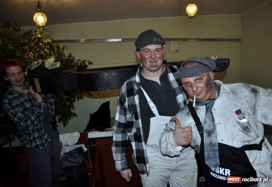 Zdjęcie w galerii na portalu naszraciborz.pl: Starosta pogrzebał wczoraj basa wiadomości z regionu