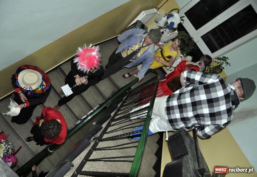 Zdjęcie w galerii na portalu naszraciborz.pl: Starosta pogrzebał wczoraj basa wiadomości z regionu