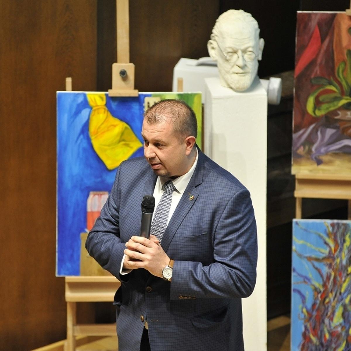 Zdjęcie w galerii na portalu naszraciborz.pl: ZSO nr 1 w Raciborzu – pożegnanie maturzystów! wiadomości z regionu