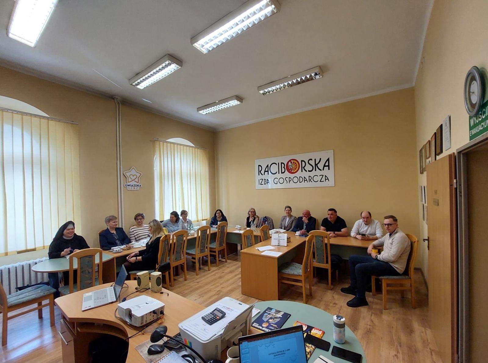 Zdjęcie w galerii na portalu naszraciborz.pl: W RIG-u zorganizowano szkolenie dla przedsiębiorców wiadomości z regionu