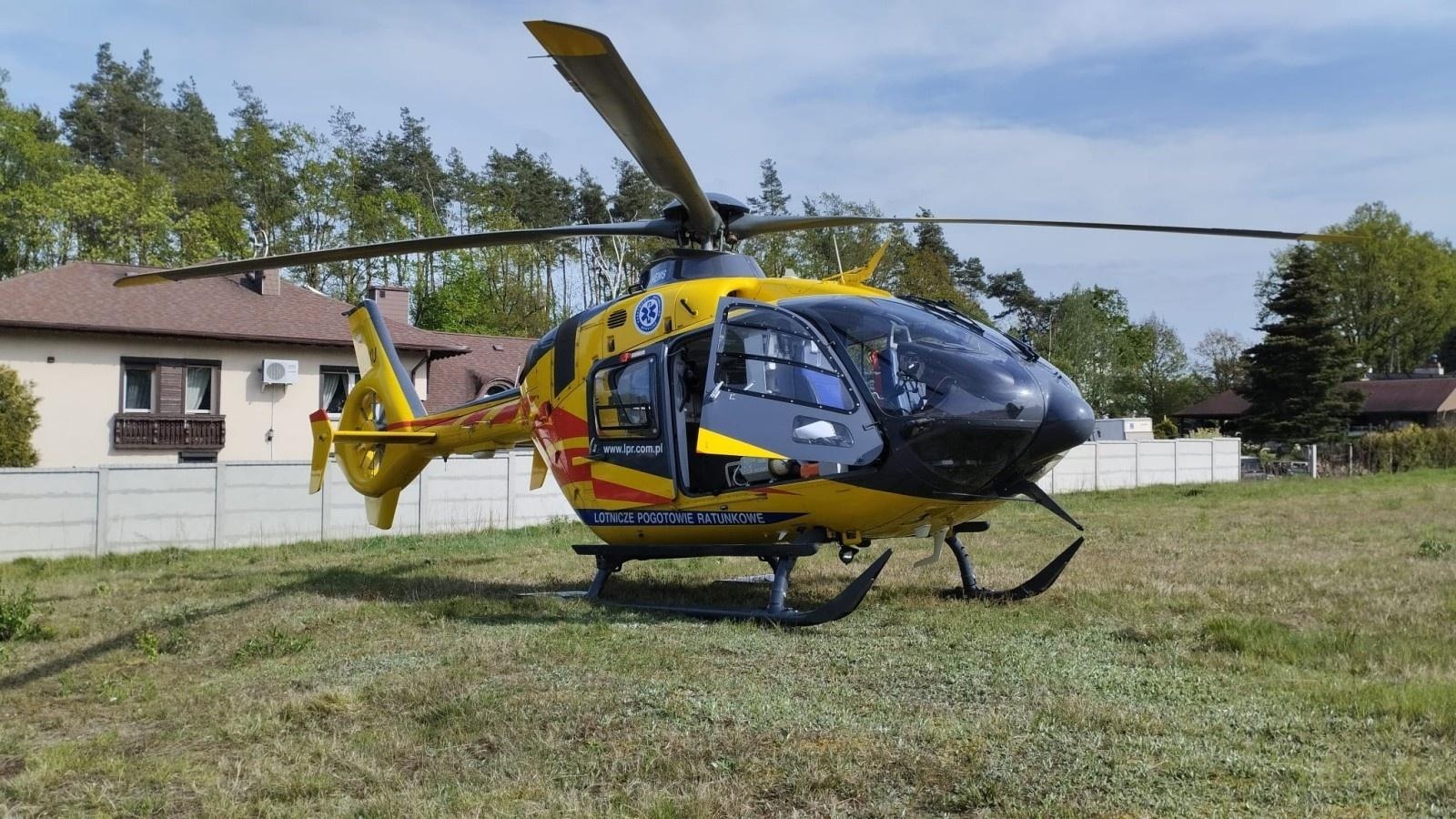 Zdjęcie w galerii na portalu naszraciborz.pl: Tragiczny wypadek niedaleko Raciborza. Nie żyje 15-latka wiadomości z regionu