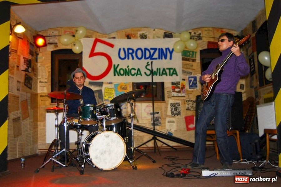 Zdjęcie w galerii na portalu naszraciborz.pl: Pięć lat nieustającej podróży... wiadomości z regionu