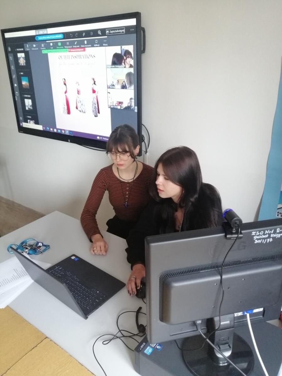 Zdjęcie w galerii na portalu naszraciborz.pl: Wirtualna mobilność uczniów ZSO nr 1 w Raciborzu wiadomości z regionu