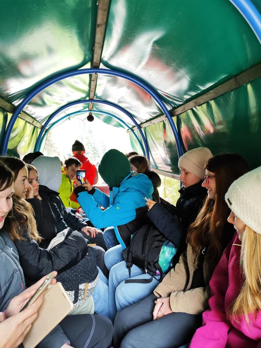 Zdjęcie w galerii na portalu naszraciborz.pl: Młodzież z partnerskiego miasta Roth w raciborskiej Osiemnastce wiadomości z regionu