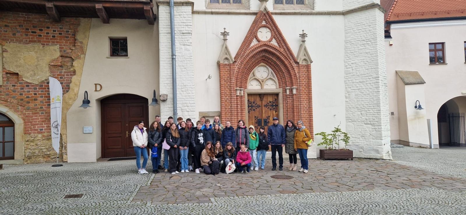 Zdjęcie w galerii na portalu naszraciborz.pl: Młodzież z partnerskiego miasta Roth w raciborskiej Osiemnastce wiadomości z regionu