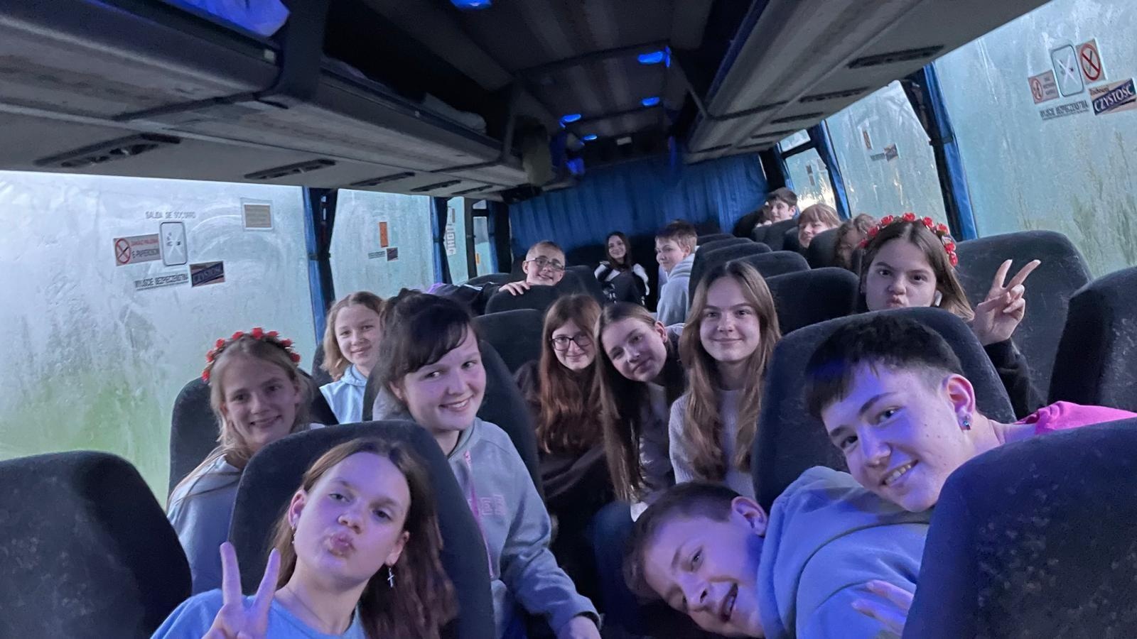 Zdjęcie w galerii na portalu naszraciborz.pl: Młodzież z partnerskiego miasta Roth w raciborskiej Osiemnastce wiadomości z regionu