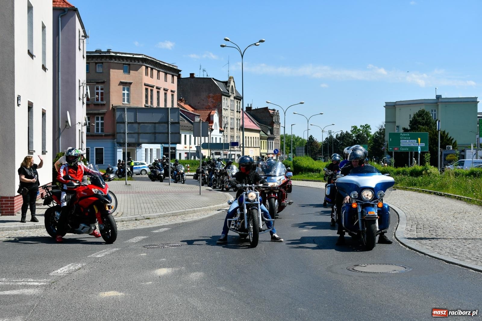 Zdjęcie w galerii na portalu naszraciborz.pl: Raciborska inauguracja sezonu motocyklowego [FOTO i WIDEO] wiadomości z regionu