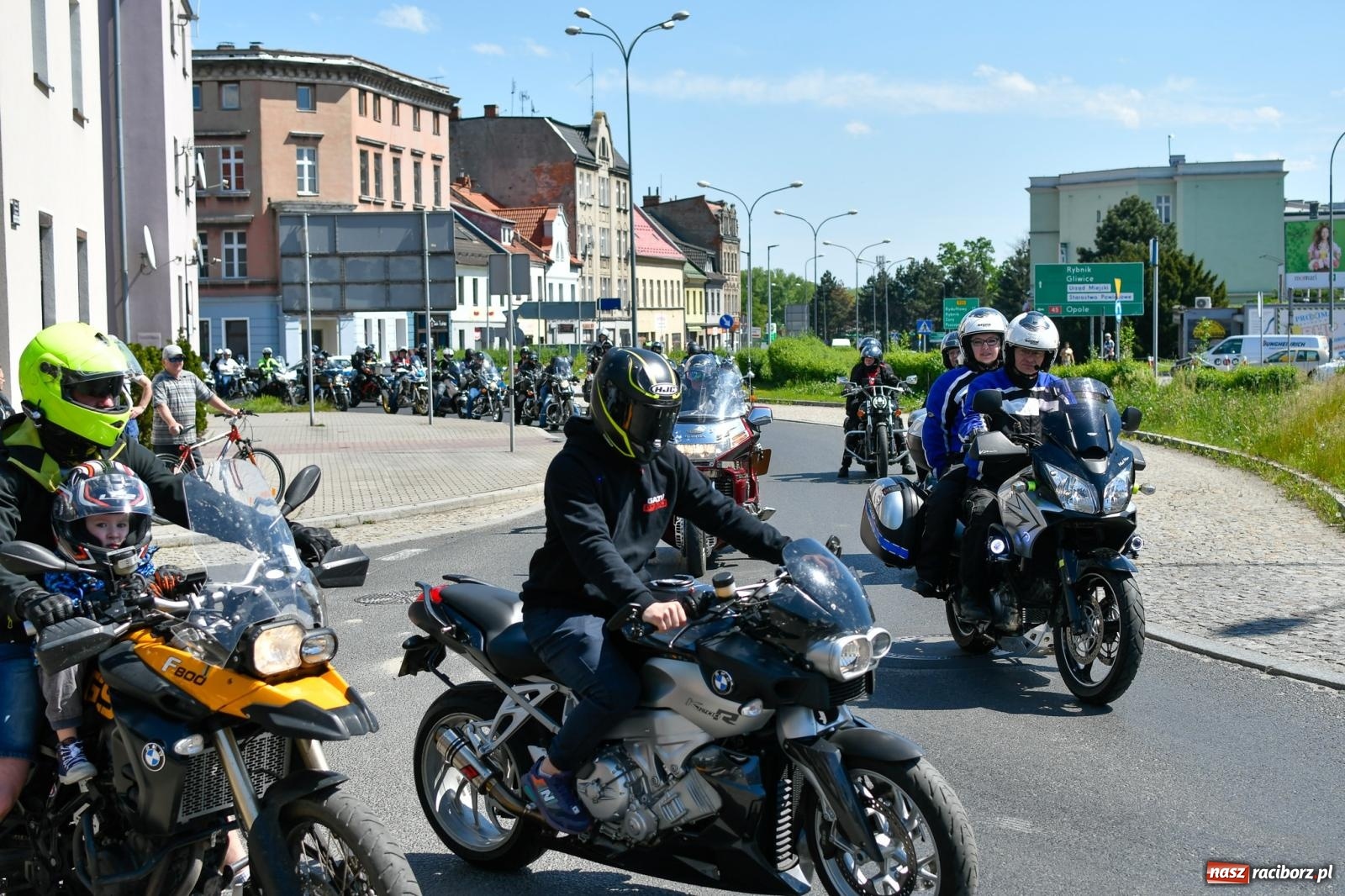 Zdjęcie w galerii na portalu naszraciborz.pl: Raciborska inauguracja sezonu motocyklowego [FOTO i WIDEO] wiadomości z regionu