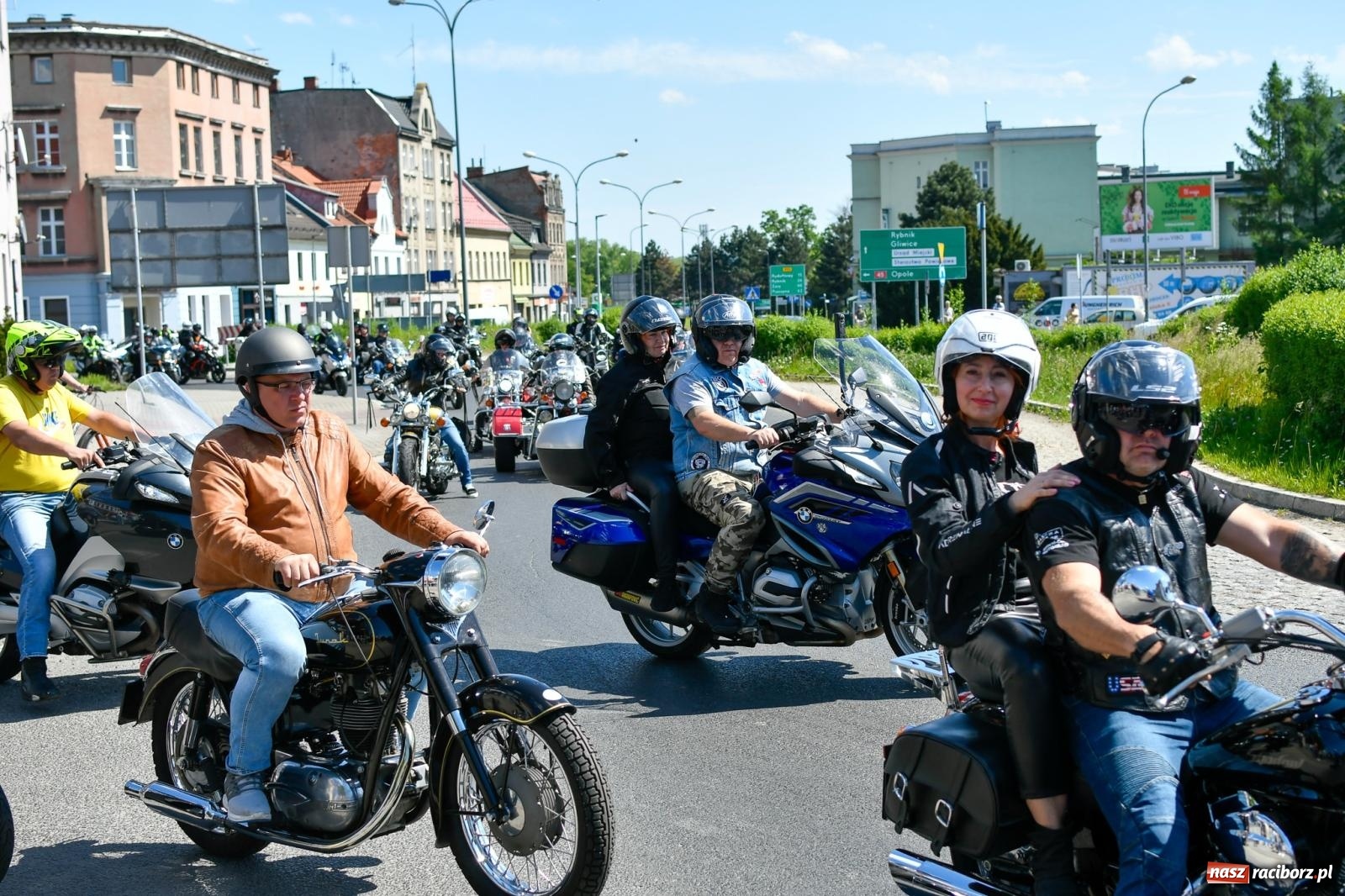 Zdjęcie w galerii na portalu naszraciborz.pl: Raciborska inauguracja sezonu motocyklowego [FOTO i WIDEO] wiadomości z regionu