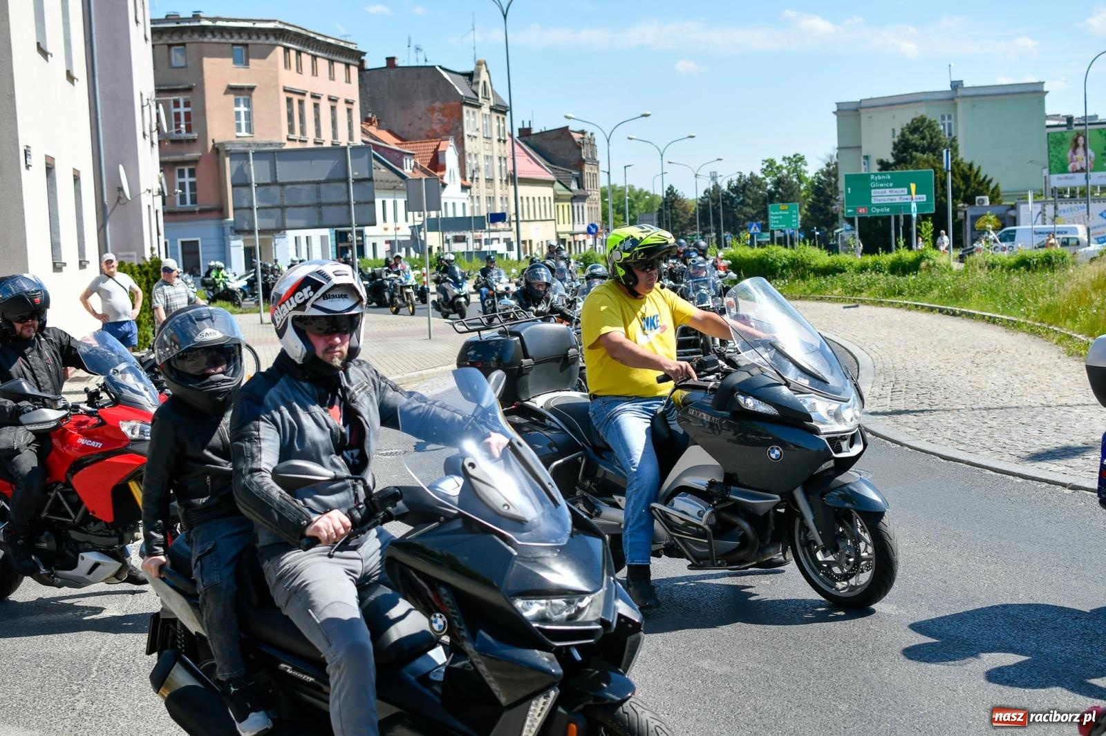 Zdjęcie w galerii na portalu naszraciborz.pl: Raciborska inauguracja sezonu motocyklowego [FOTO i WIDEO] wiadomości z regionu