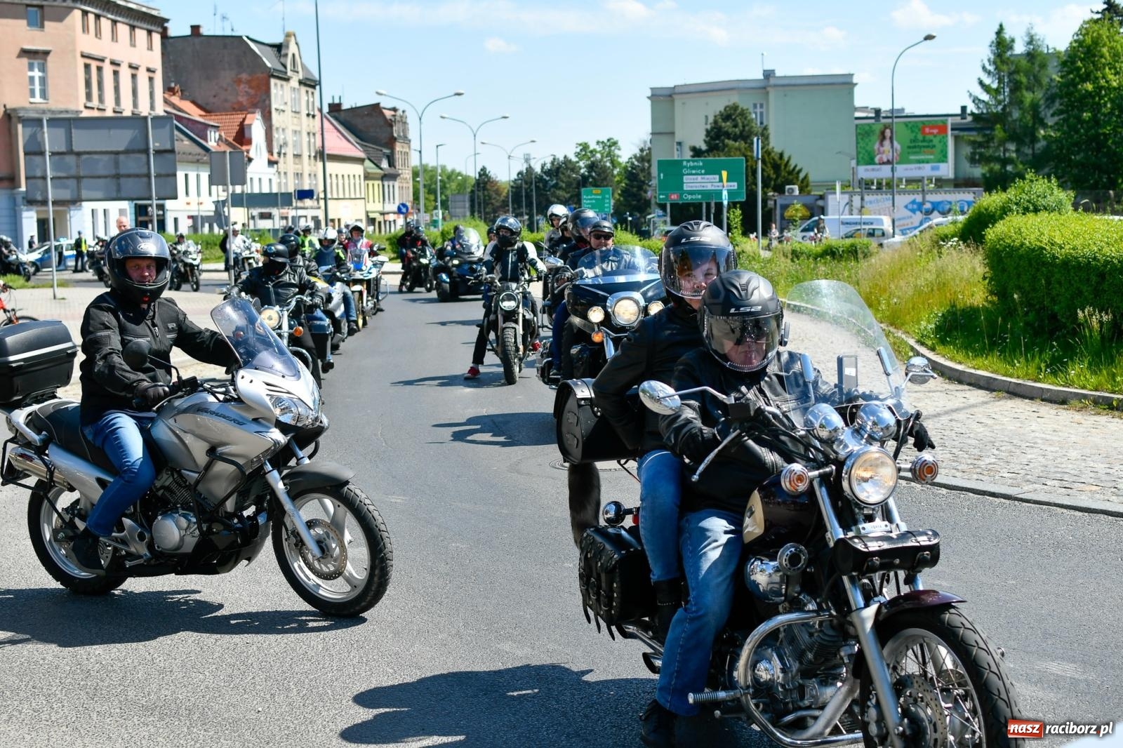 Zdjęcie w galerii na portalu naszraciborz.pl: Raciborska inauguracja sezonu motocyklowego [FOTO i WIDEO] wiadomości z regionu