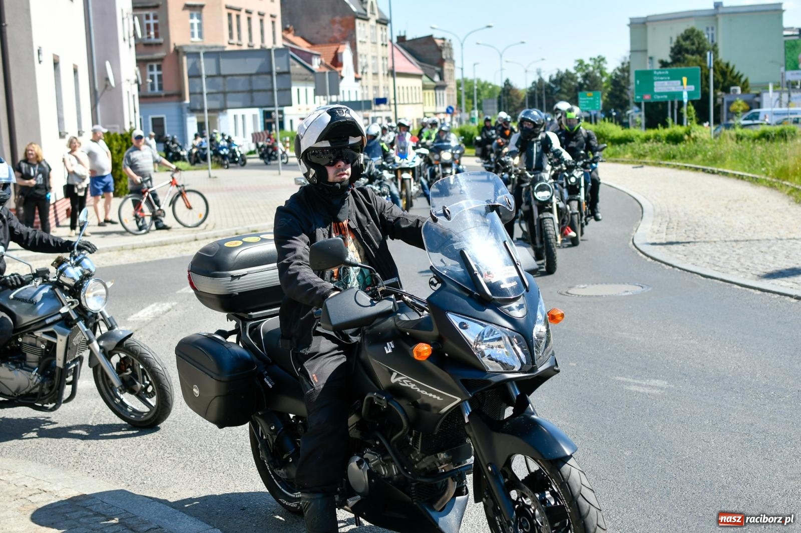 Zdjęcie w galerii na portalu naszraciborz.pl: Raciborska inauguracja sezonu motocyklowego [FOTO i WIDEO] wiadomości z regionu