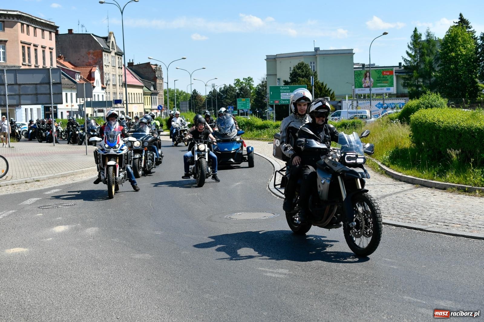 Zdjęcie w galerii na portalu naszraciborz.pl: Raciborska inauguracja sezonu motocyklowego [FOTO i WIDEO] wiadomości z regionu