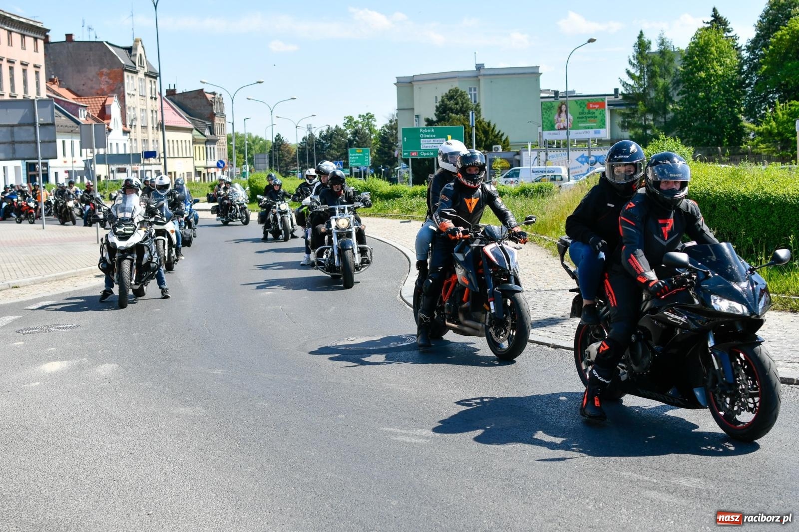 Zdjęcie w galerii na portalu naszraciborz.pl: Raciborska inauguracja sezonu motocyklowego [FOTO i WIDEO] wiadomości z regionu