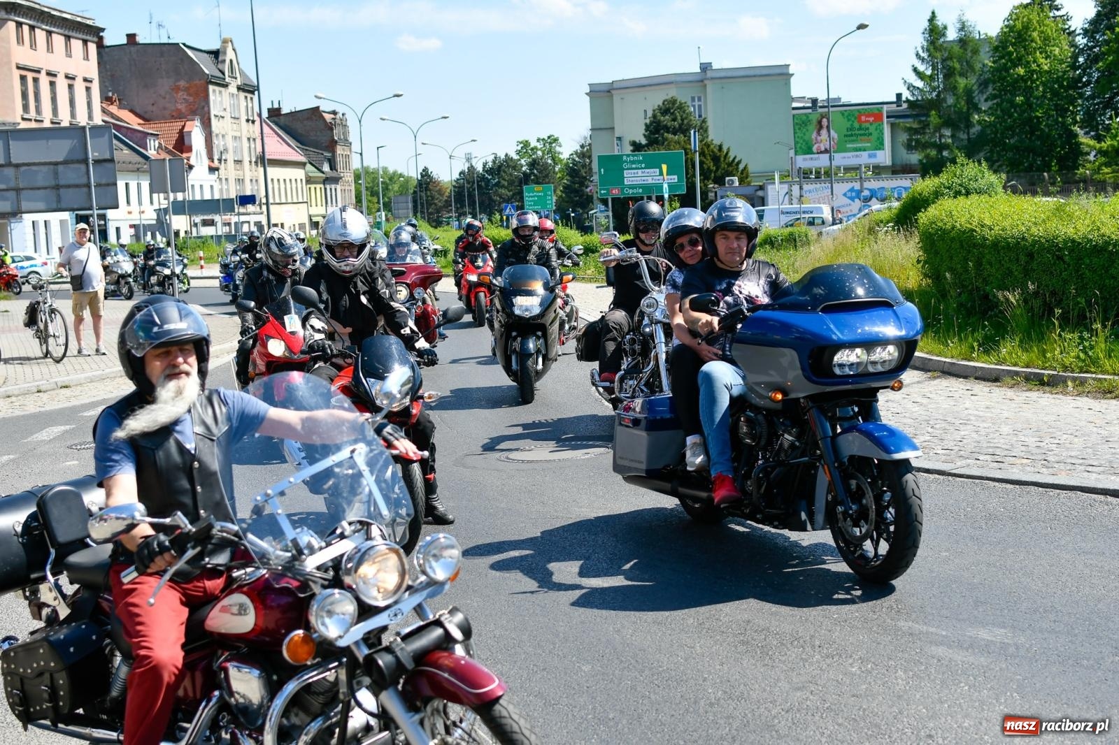 Zdjęcie w galerii na portalu naszraciborz.pl: Raciborska inauguracja sezonu motocyklowego [FOTO i WIDEO] wiadomości z regionu
