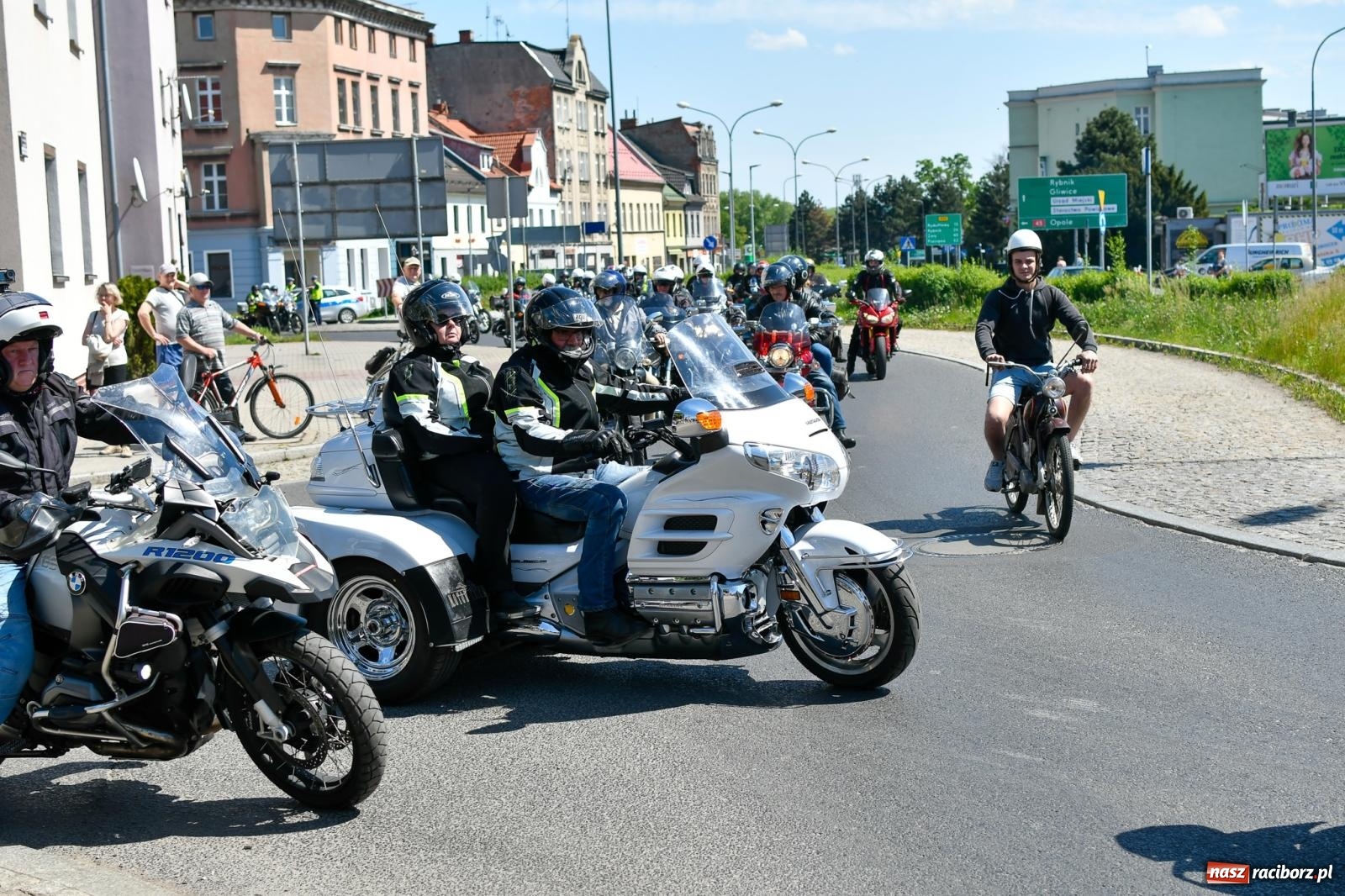 Zdjęcie w galerii na portalu naszraciborz.pl: Raciborska inauguracja sezonu motocyklowego [FOTO i WIDEO] wiadomości z regionu