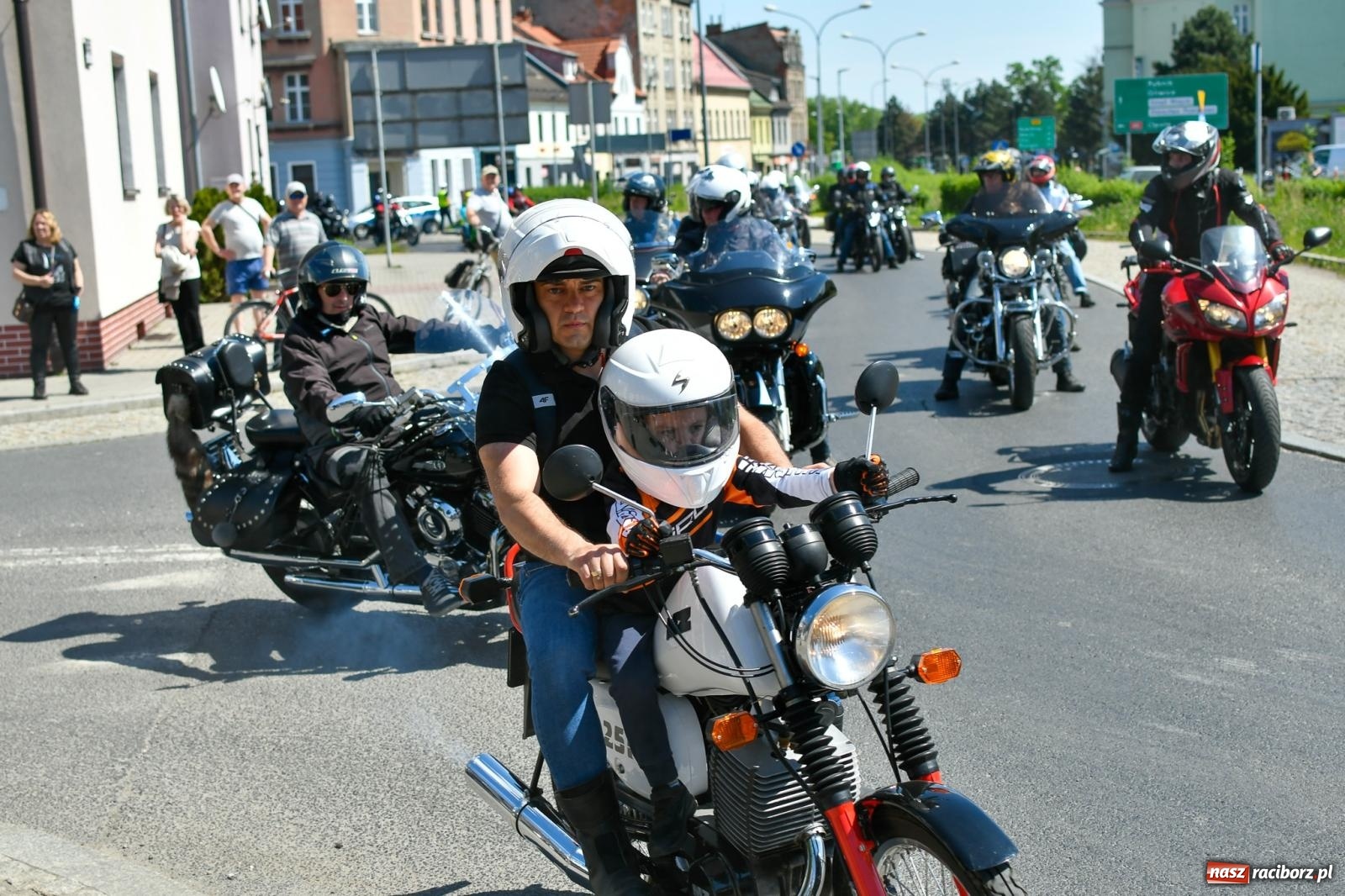 Zdjęcie w galerii na portalu naszraciborz.pl: Raciborska inauguracja sezonu motocyklowego [FOTO i WIDEO] wiadomości z regionu