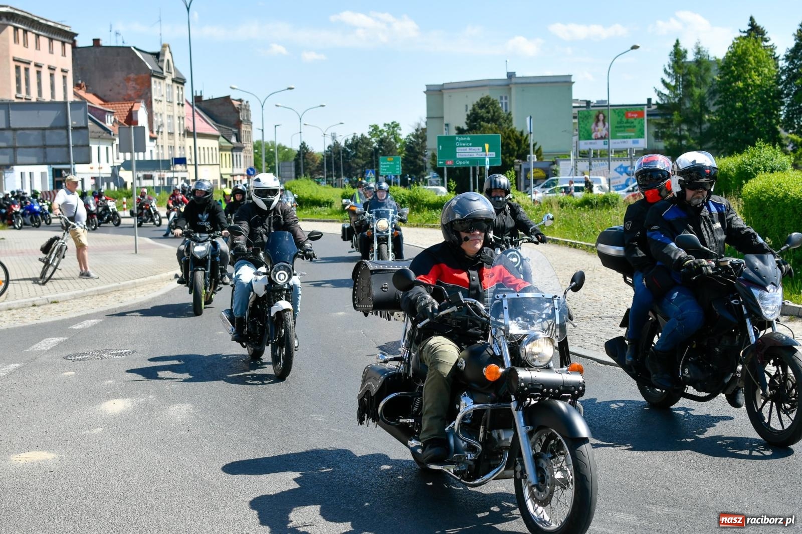 Zdjęcie w galerii na portalu naszraciborz.pl: Raciborska inauguracja sezonu motocyklowego [FOTO i WIDEO] wiadomości z regionu