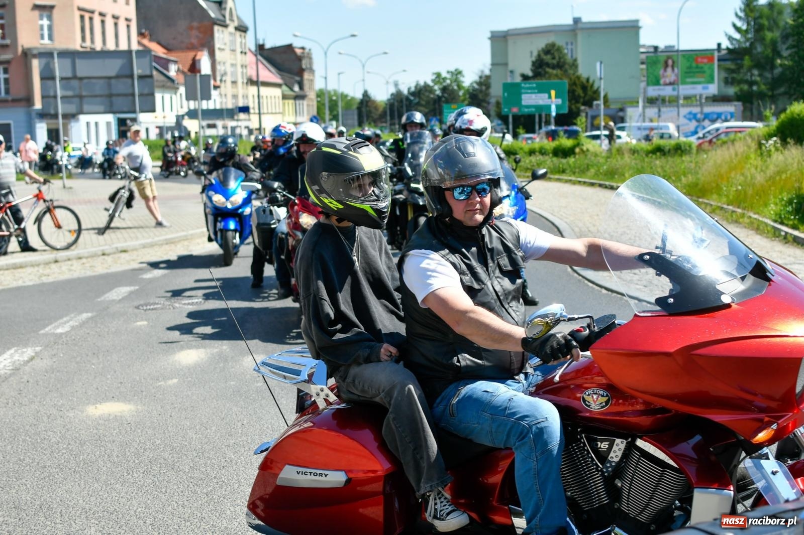 Zdjęcie w galerii na portalu naszraciborz.pl: Raciborska inauguracja sezonu motocyklowego [FOTO i WIDEO] wiadomości z regionu