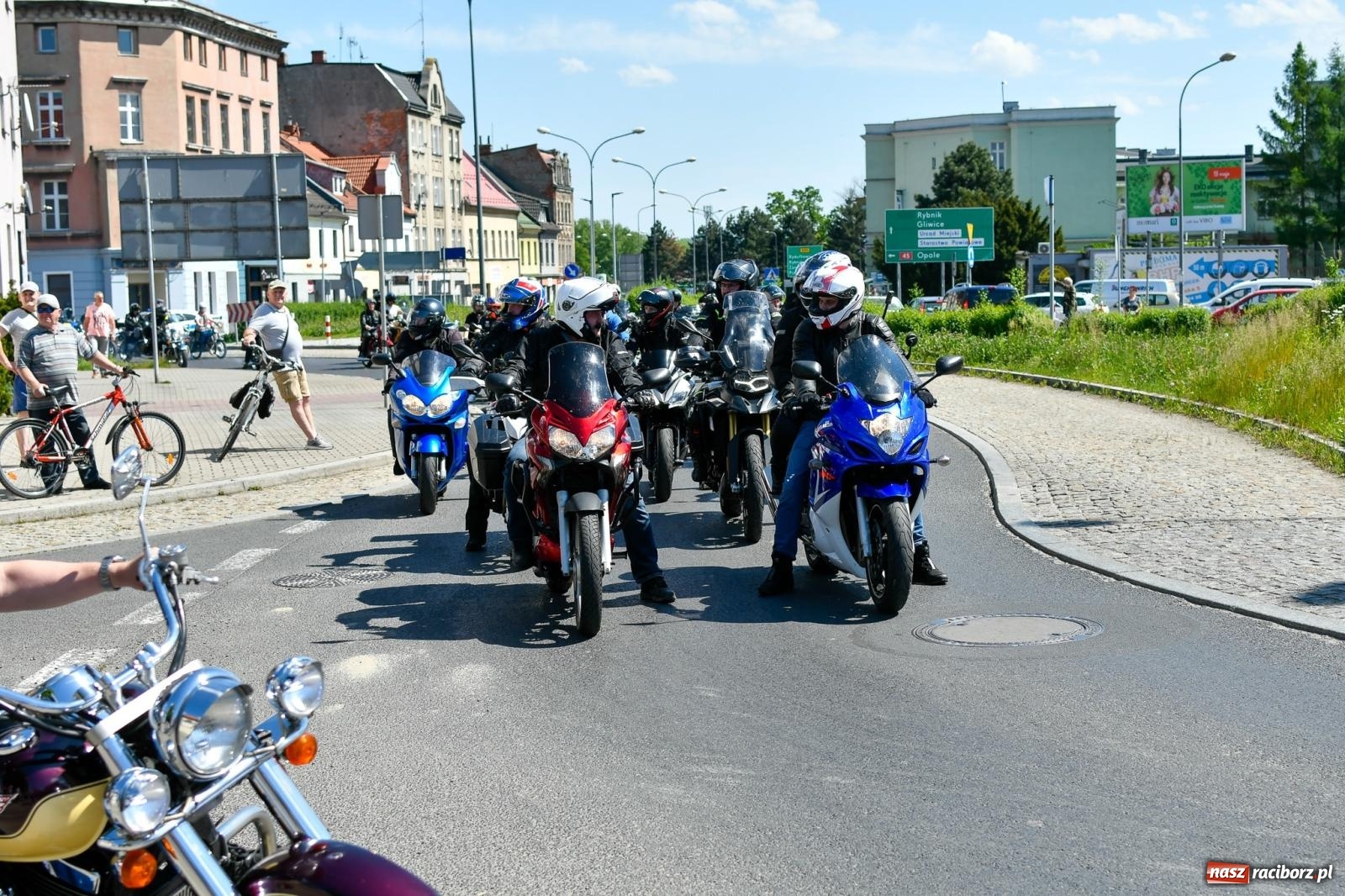 Zdjęcie w galerii na portalu naszraciborz.pl: Raciborska inauguracja sezonu motocyklowego [FOTO i WIDEO] wiadomości z regionu