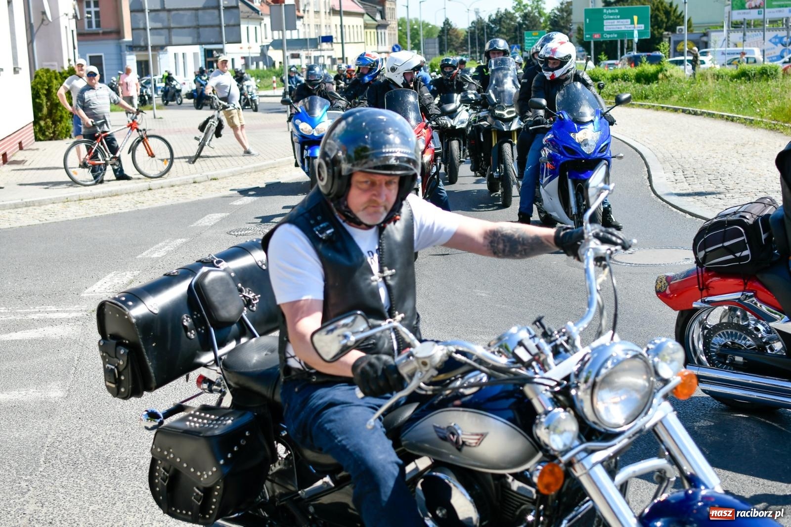 Zdjęcie w galerii na portalu naszraciborz.pl: Raciborska inauguracja sezonu motocyklowego [FOTO i WIDEO] wiadomości z regionu