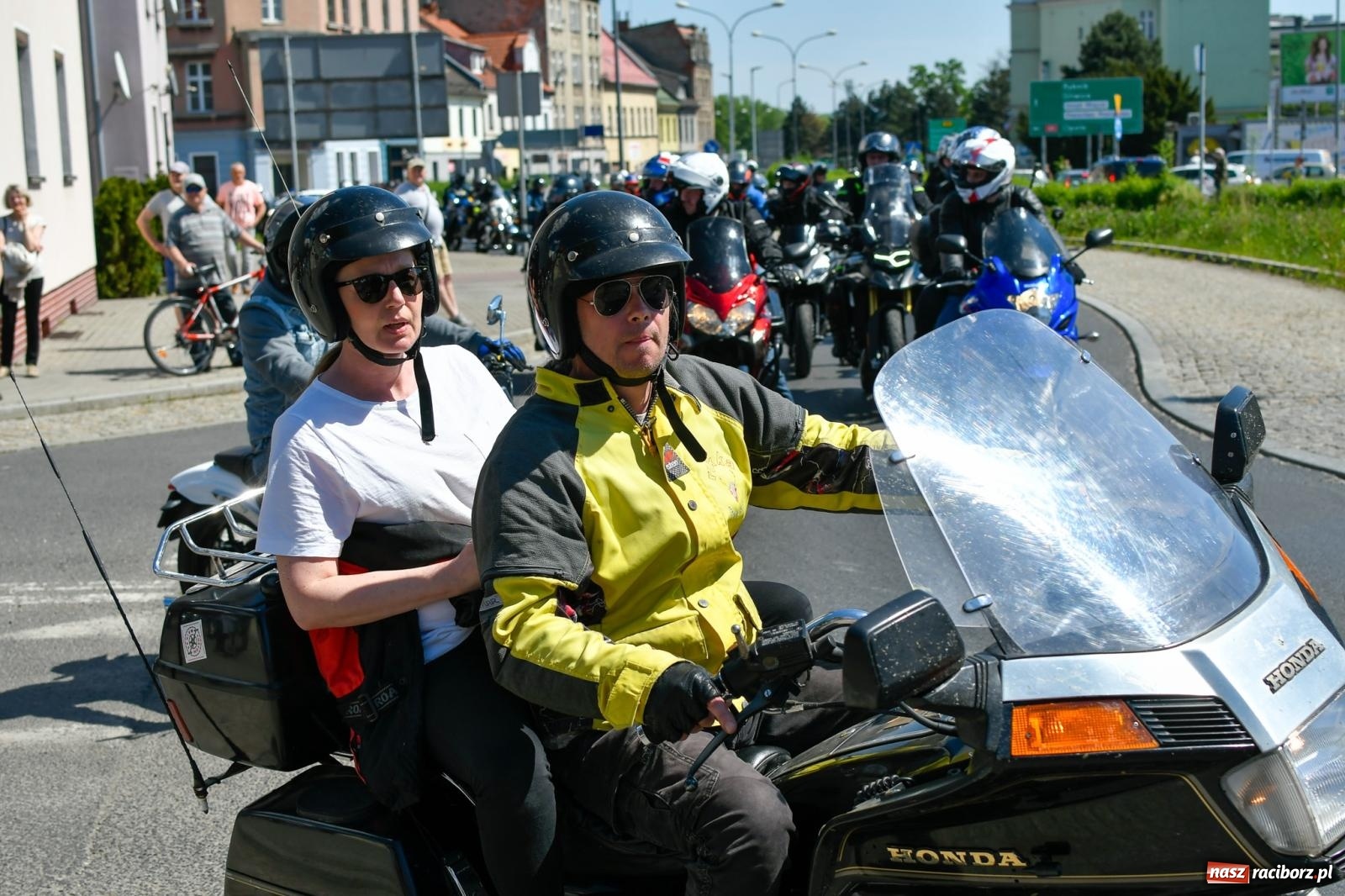 Zdjęcie w galerii na portalu naszraciborz.pl: Raciborska inauguracja sezonu motocyklowego [FOTO i WIDEO] wiadomości z regionu