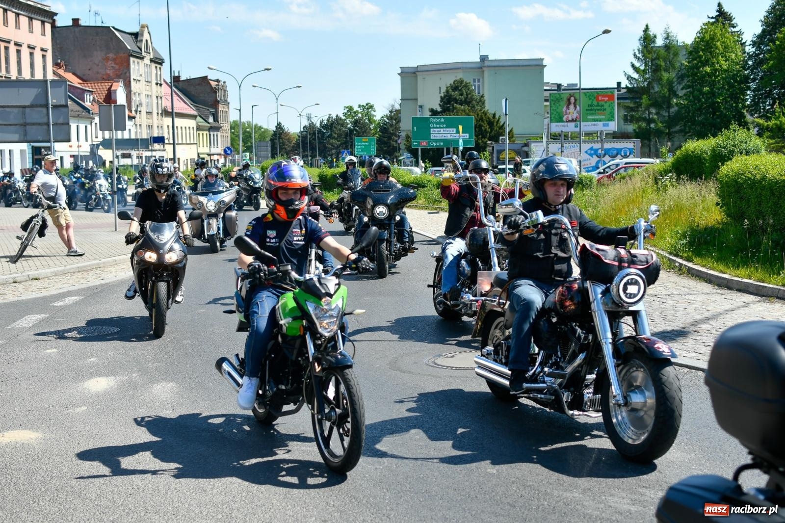 Zdjęcie w galerii na portalu naszraciborz.pl: Raciborska inauguracja sezonu motocyklowego [FOTO i WIDEO] wiadomości z regionu
