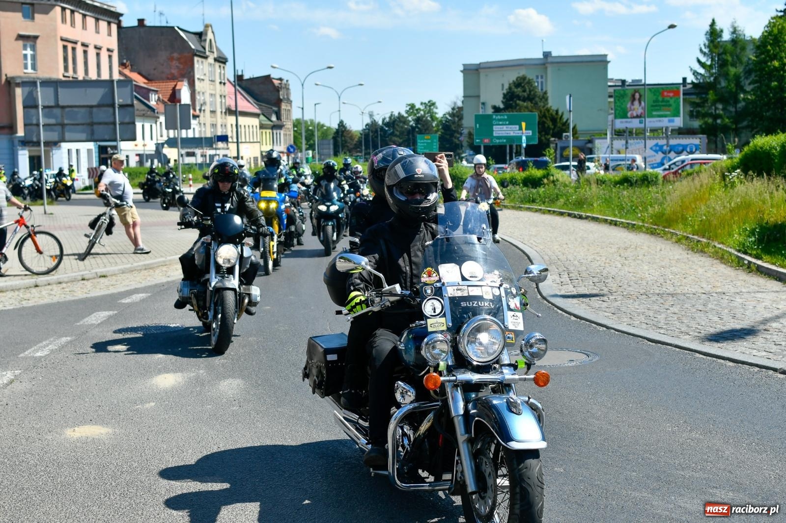 Zdjęcie w galerii na portalu naszraciborz.pl: Raciborska inauguracja sezonu motocyklowego [FOTO i WIDEO] wiadomości z regionu