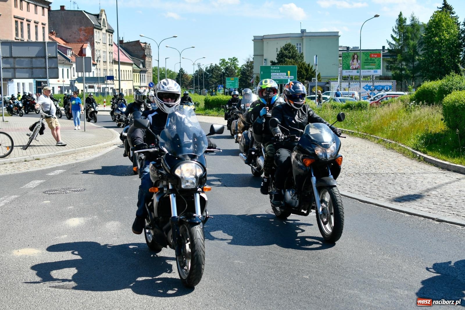 Zdjęcie w galerii na portalu naszraciborz.pl: Raciborska inauguracja sezonu motocyklowego [FOTO i WIDEO] wiadomości z regionu