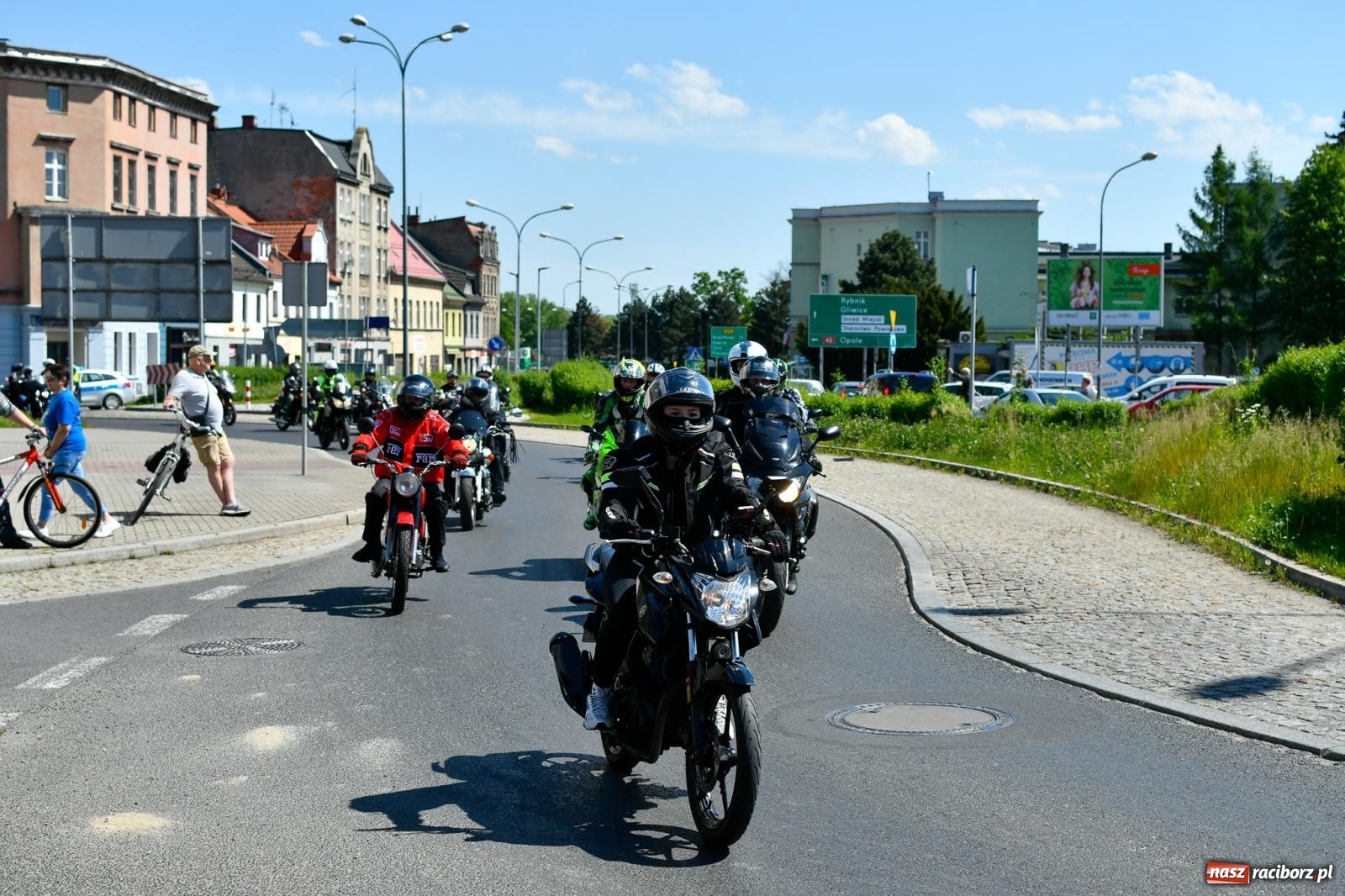 Zdjęcie w galerii na portalu naszraciborz.pl: Raciborska inauguracja sezonu motocyklowego [FOTO i WIDEO] wiadomości z regionu