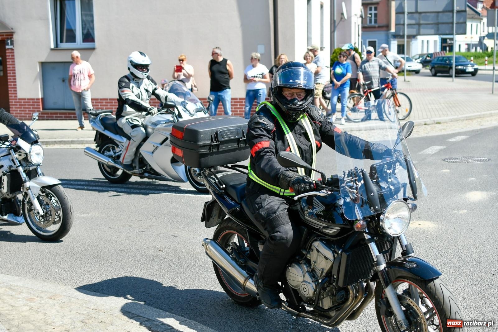 Zdjęcie w galerii na portalu naszraciborz.pl: Raciborska inauguracja sezonu motocyklowego [FOTO i WIDEO] wiadomości z regionu
