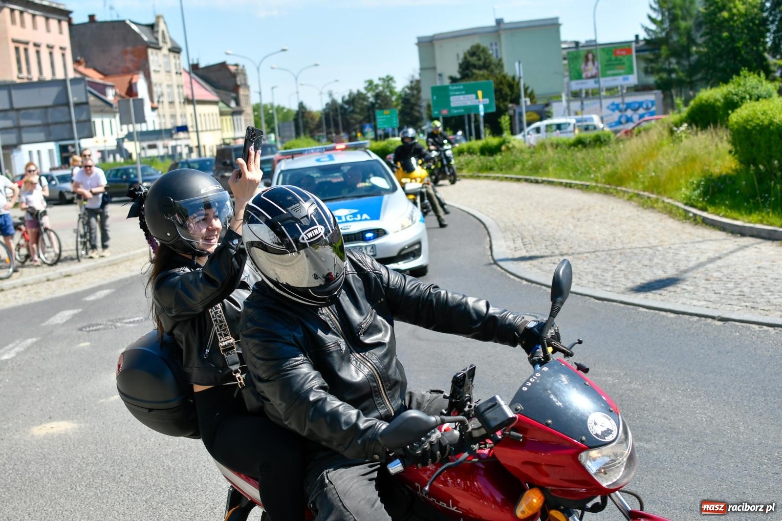 Zdjęcie w galerii na portalu naszraciborz.pl: Raciborska inauguracja sezonu motocyklowego [FOTO i WIDEO] wiadomości z regionu