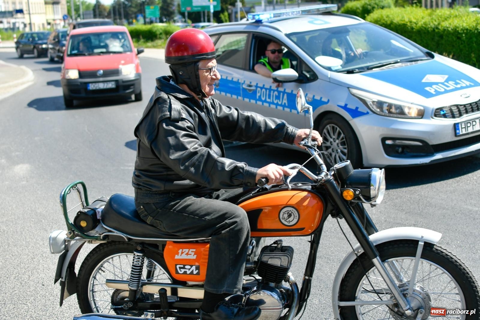 Zdjęcie w galerii na portalu naszraciborz.pl: Raciborska inauguracja sezonu motocyklowego [FOTO i WIDEO] wiadomości z regionu